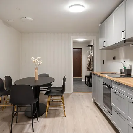 Enter Tromso - 3 Bedroom Home Exterior photo
